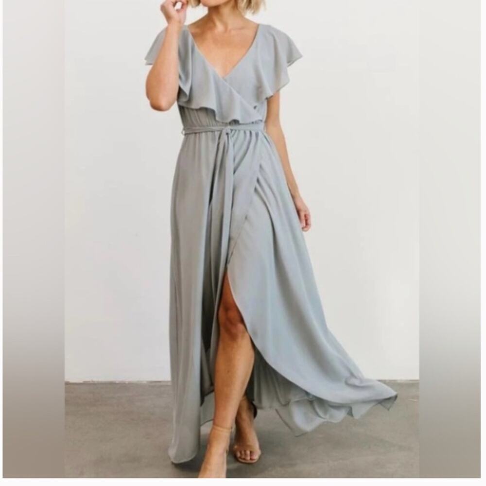 Elegant Ruffle Wrap Maxi Dress in Light Gray